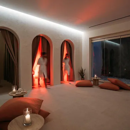 Cali Mykonos Ξενοδοχείο 5*