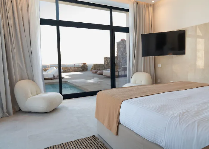 Cali Mykonos ホテル カラファティス